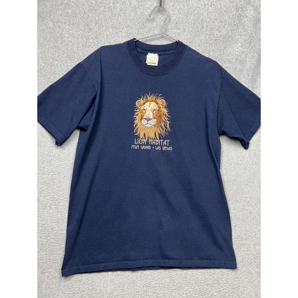 Vintage MGM Grand Embroidered 3-D Lion Short Sleeve T-Shirt L 100% Cotton Navy